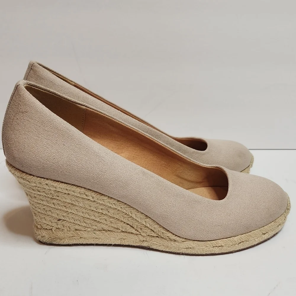 J. Crew Canvas espadrille wedges in Flax. Women's size‎ 8.5.